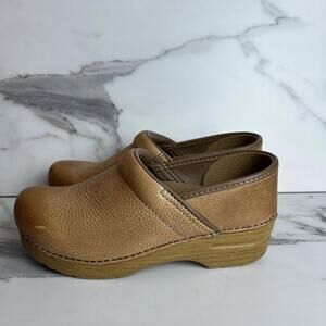 Dansko Professional Women's Clogs, Honey Distressed, Women's US 7.5-8, EU 38